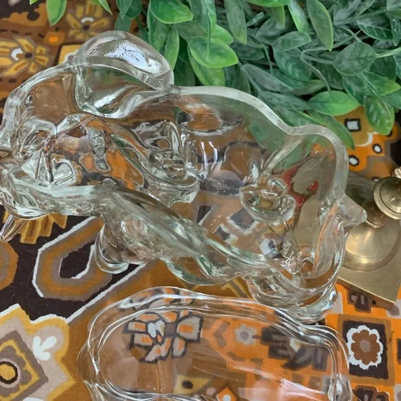 Clear Glass Elephant trinket dish 7 x 4 - Picture 3 of 4